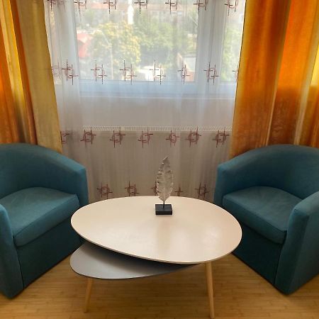 Ferienwohnung PAV- Nihil sine Deo Hunedoara Exterior foto